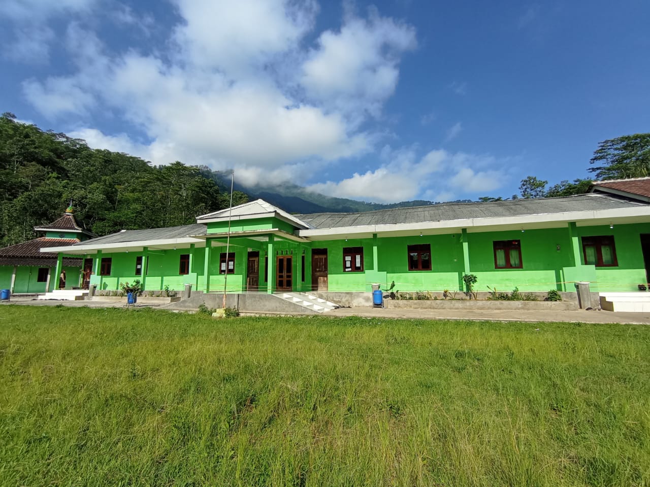 Lapangan MTs Nurul Huda Sepakung